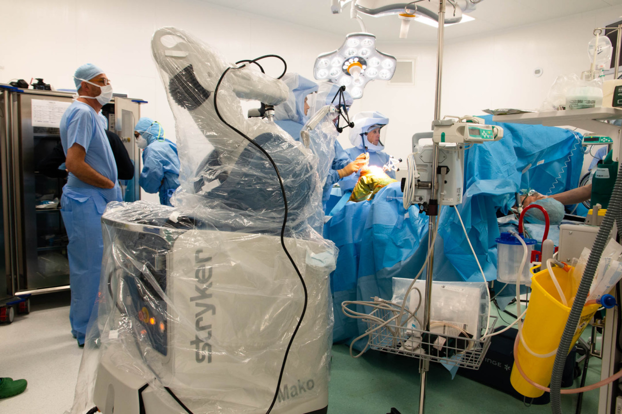 Habilita I Cedri: chirurgia protesica di precisione con il robot Mako
