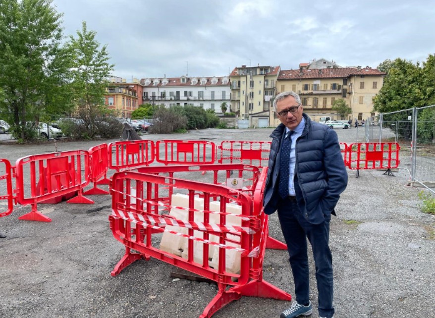 Parcheggio via Cernaia: “Si valuta apertura a metà”