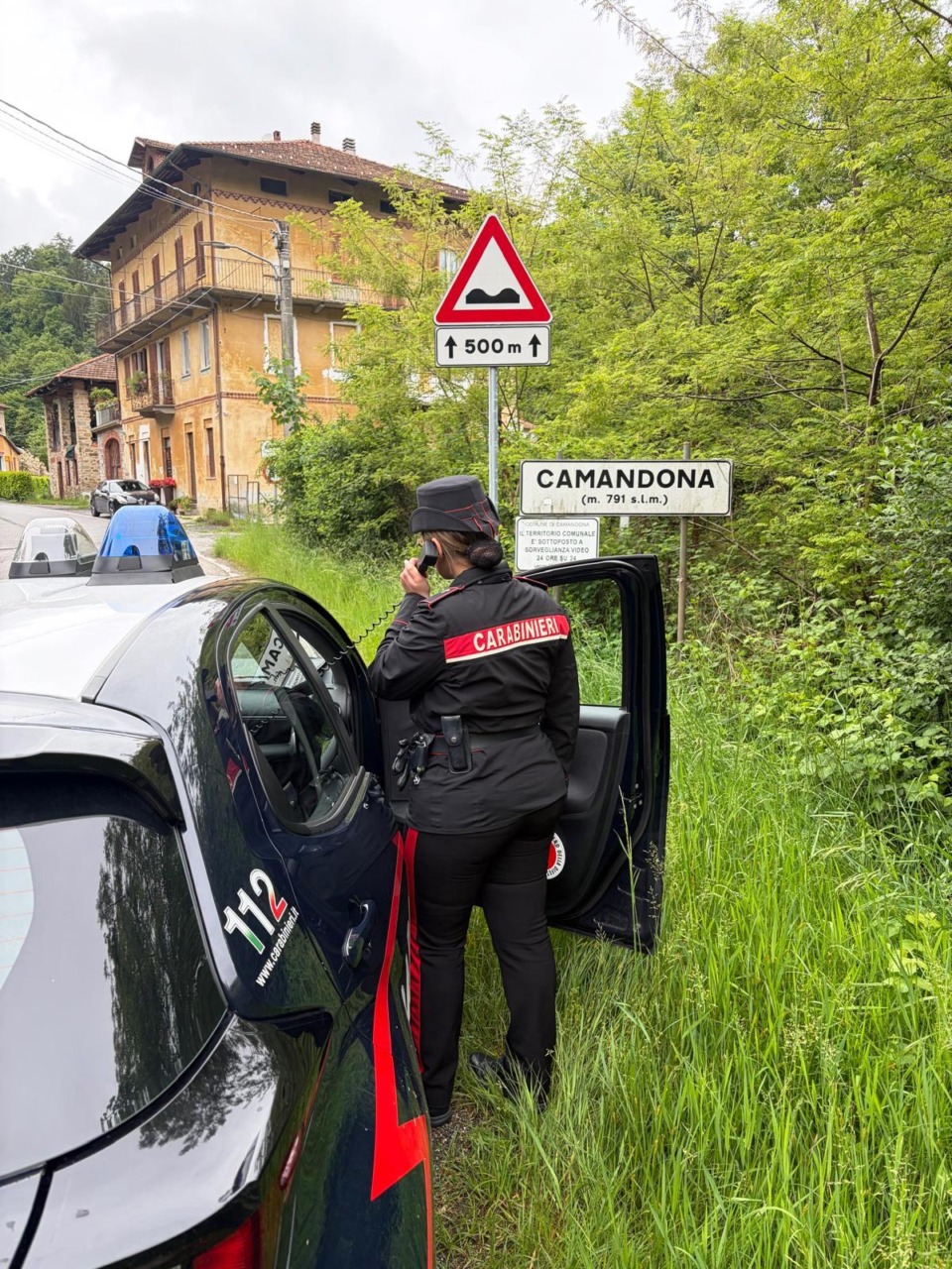 Finto volontario truffava i commercianti nel Biellese: denunciato dai Carabinieri