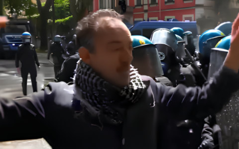 «Da esempio a pericoloso sovversivo». Scoppia il caso politico dopo il post di Zappalà