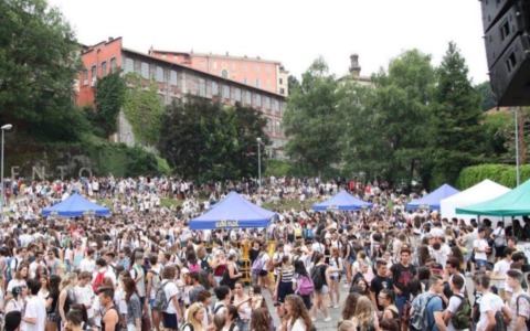 Scuola finita, ora tocca a 1142 maturandi