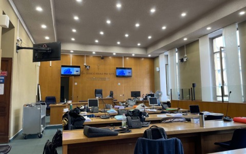 Truffe e furti agli anziani: convalidati i tre arresti