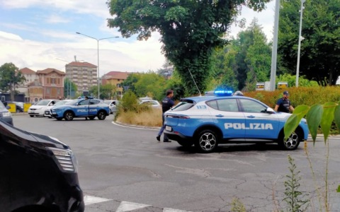Biella, investito in bici: si rompe una gamba nello scontro con un’auto