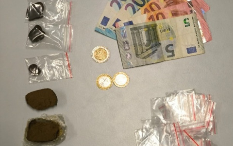 Spaccio nel cuore di Biella: un giovane denunciato dai carabinieri
