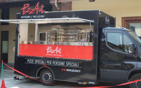 Inaugurato PizzAutoBus Biella