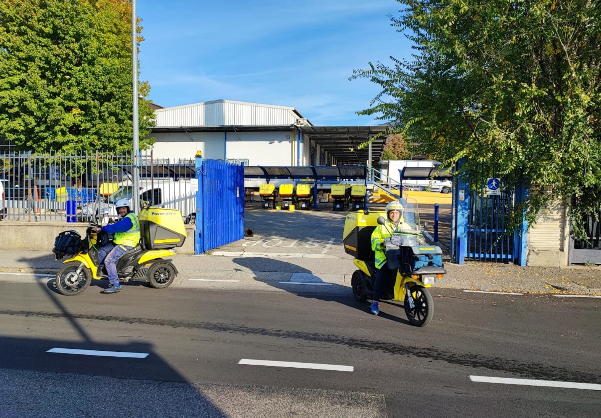 Poste Italiane cerca portalettere