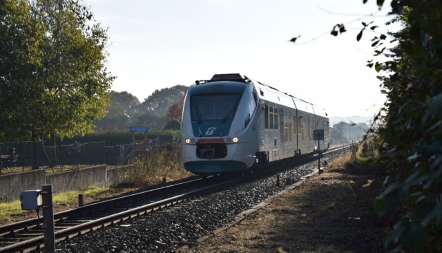 «Treni,  settembre da incubo, la Regione intervenga»